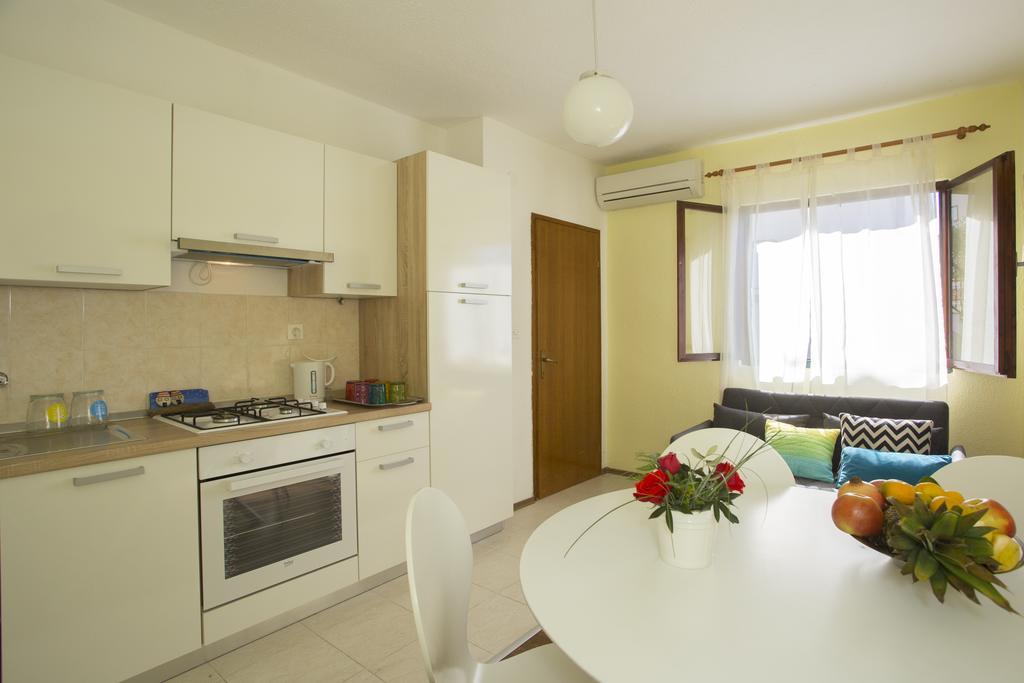 Great Located Family Apartments Marina Luaran gambar