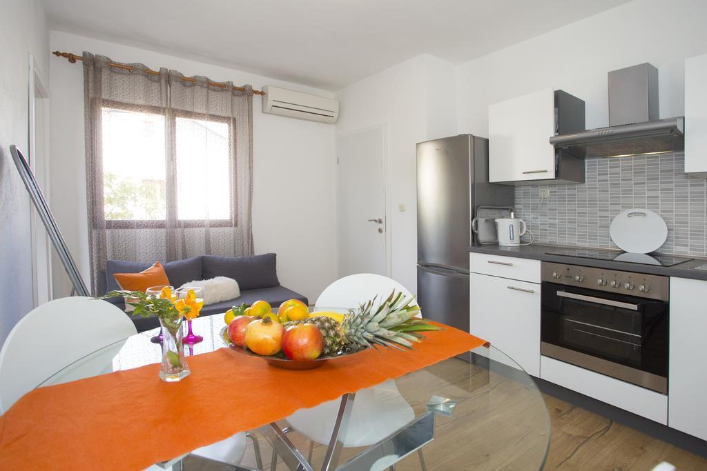 Great Located Family Apartments Marina Luaran gambar